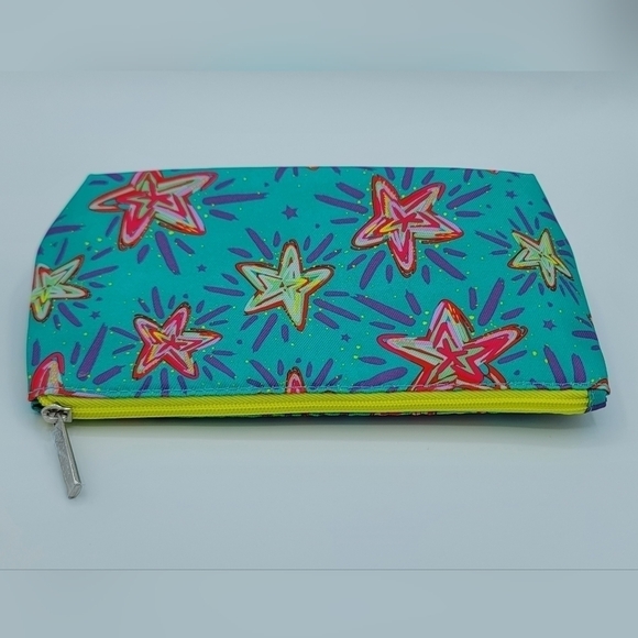 Clinique Glowy Skin 8 Piece Set With Cosmetic Case NEW #679 GIFT WITH PURCHASE - Picture 9 of 10